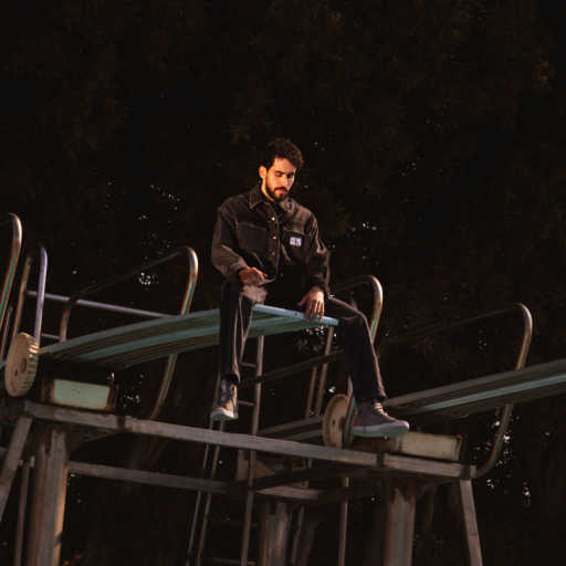 كلمات اغنية Maged Mekkawy – فقت فوق مكتوبة