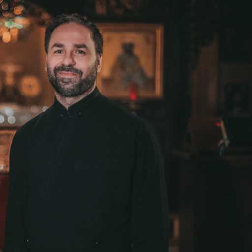 كلمات اغنية الأب بيتر حنا – نحن عبيدك مكتوبة