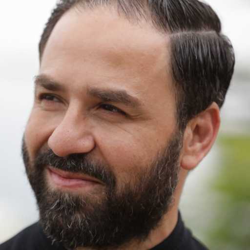 كلمات اغنية الأب بيتر حنا – شربل مخلوف مكتوبة