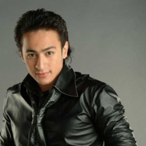 كلمات اغنية حمادة هلال – مستني ايه مكتوبة