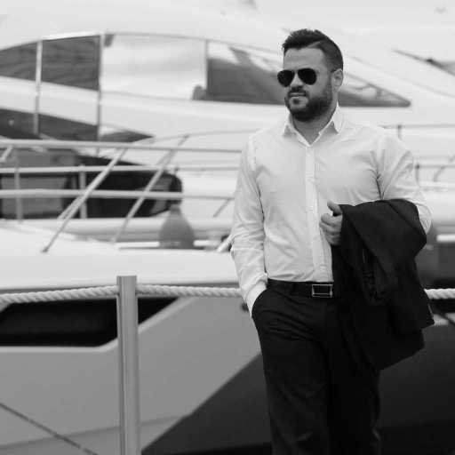 كلمات اغنية زاهي صفية – بعيدك بدي غني مكتوبة