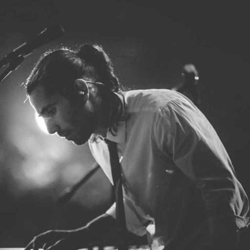 كلمات اغنية عزيز مرقة – ابكي مكتوبة