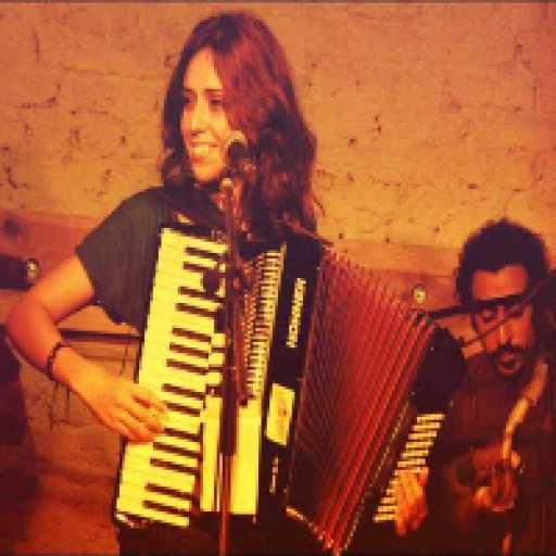 كلمات اغنية يسرا الهواري – بابتسم مكتوبة