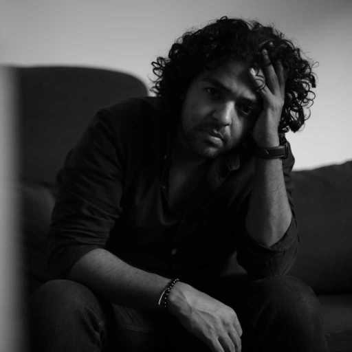 كلمات اغنية عمرو حسن – مابتحبكش مكتوبة