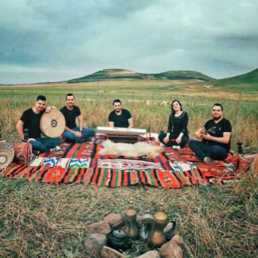 كلمات اغنية فرقة تكّات – دلعونا + شفتك يا جفلة مكتوبة