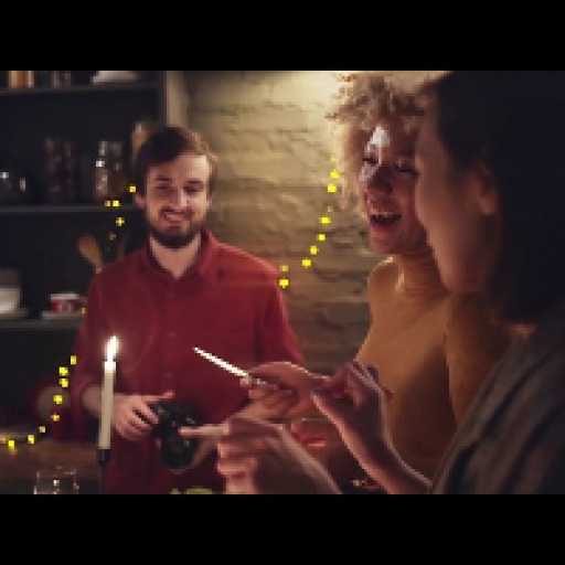 كلمات اغنية مروى كامل – سنة جديدة جاية ليك مكتوبة