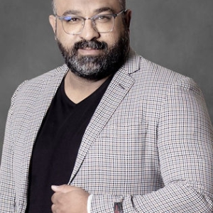 صور عقيل الماجد Aqeel Al Majed